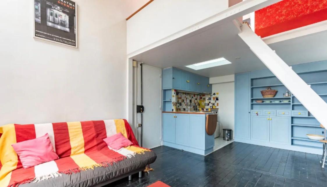 Appartement In The Pantheon District Parijs