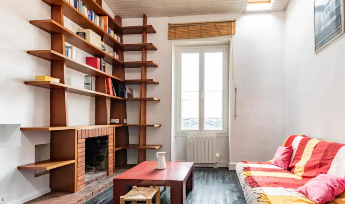 In The Pantheon District Appartement *